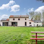 Casa de Férias La Petite Hugrie
