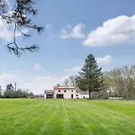 La Petite Hugrie Casa de Férias