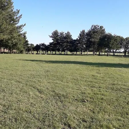 La Petite Hugrie بيت للعطل *