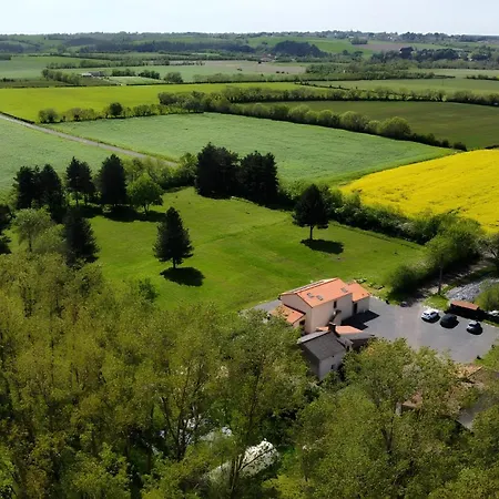 La Petite Hugrie Le Vieux Marillais