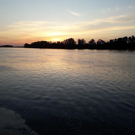 La Petite Hugrie Le Vieux Marillais